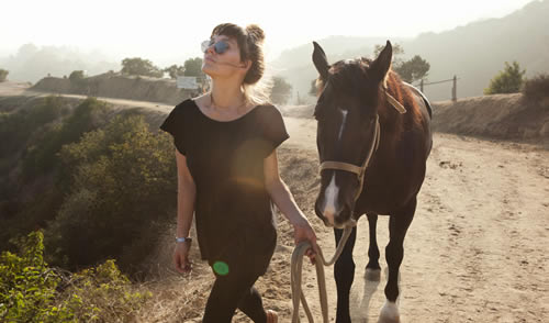 Post image for Free Track: Cate Le Bon – What Is Worse